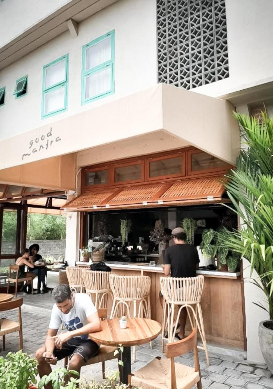 Kosta Hostel Berawa Canggu Exterior foto