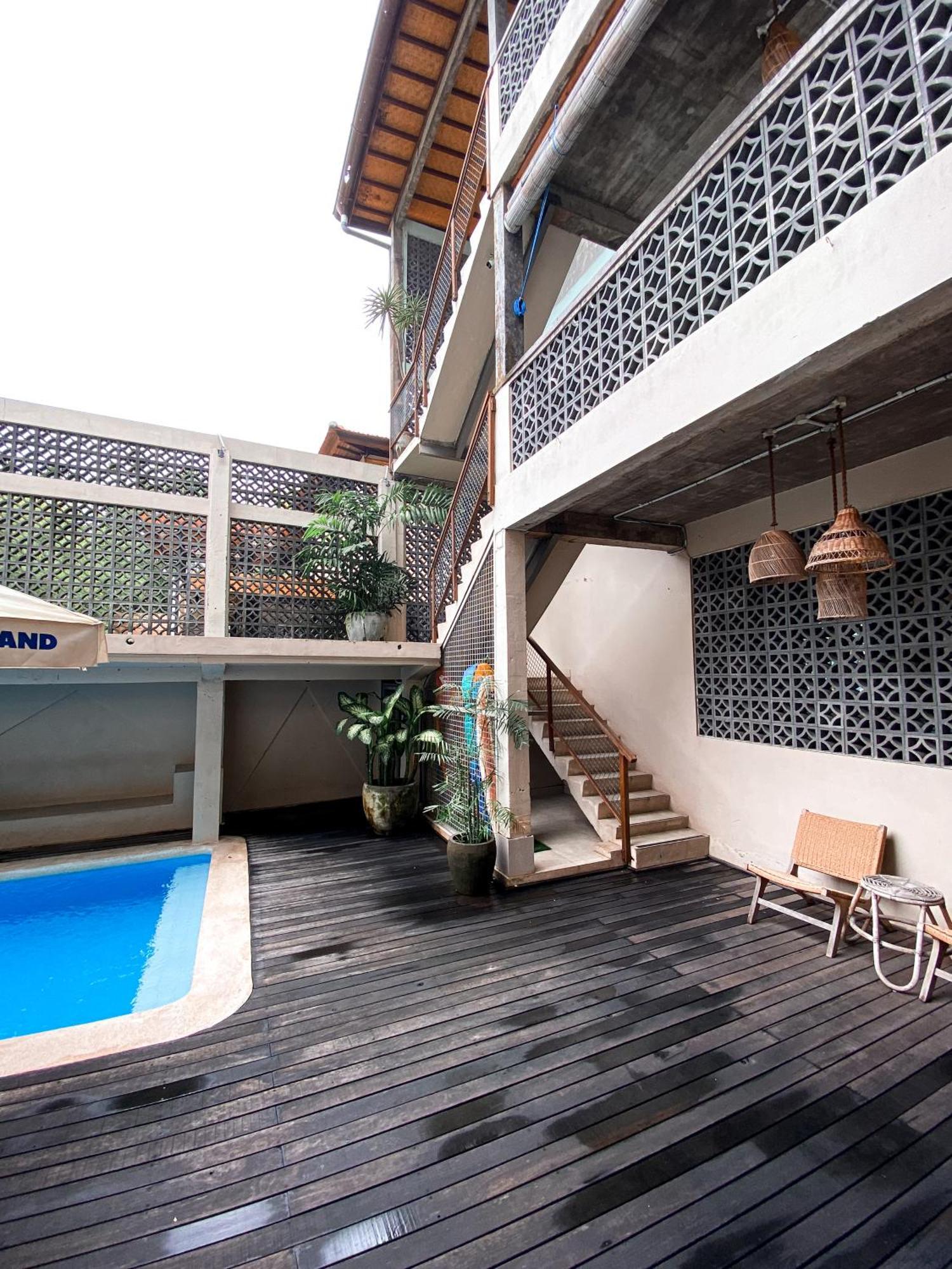 Kosta Hostel Berawa Canggu Exterior foto
